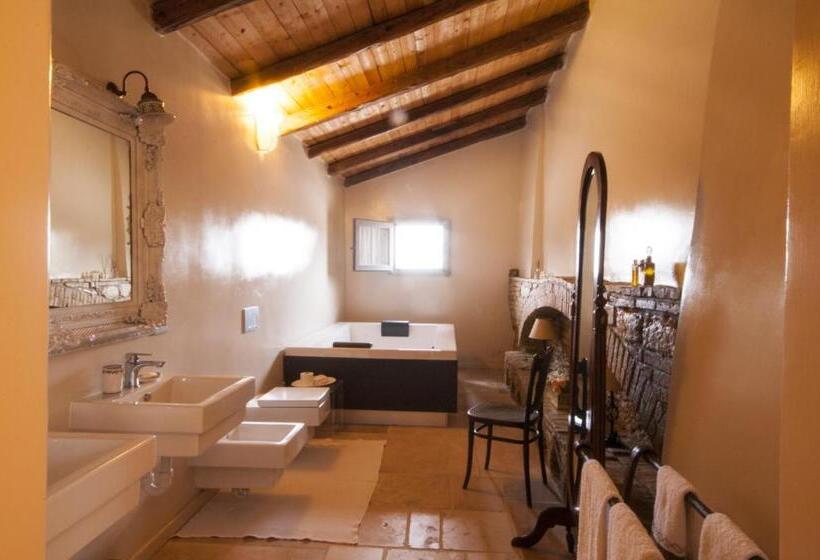 호텔 Masseria Celentano Relais & Agriturismo