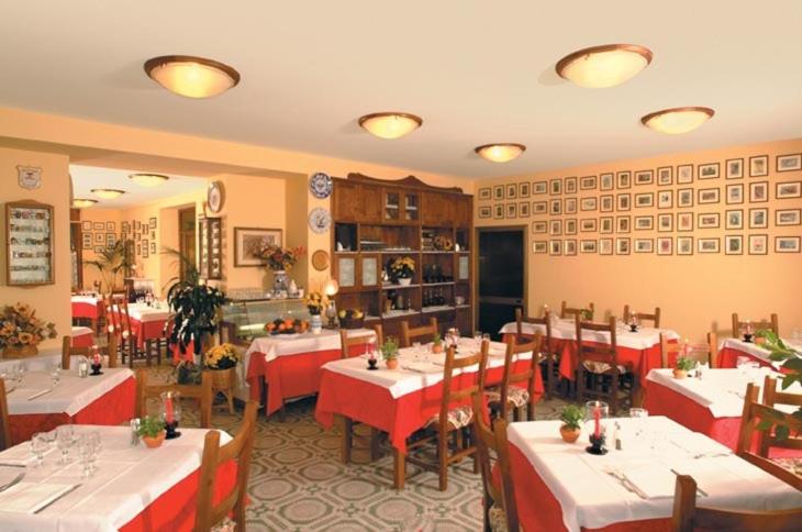 בית מלון כפרי Montegrande