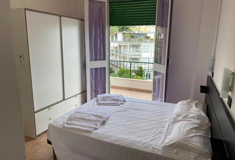 فندق Nuovo Metropol