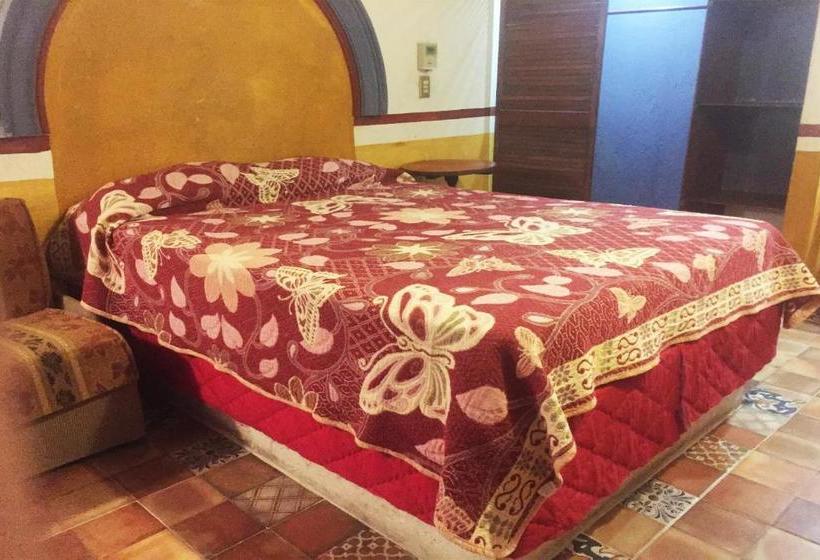 فندق Oyo  Principal