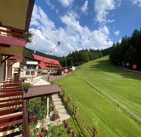 בית מלון כפרי Premier