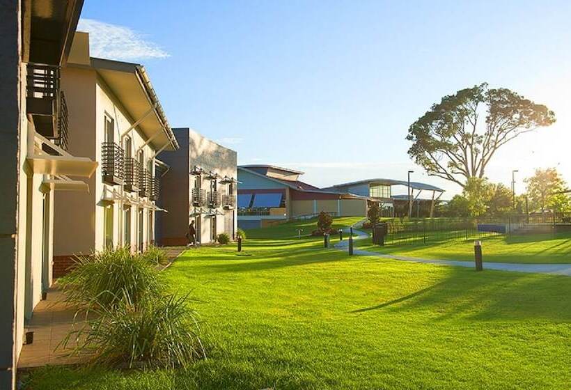 בית מלון כפרי Springs Shoalhaven Nowra