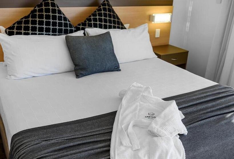 בית מלון כפרי Springs Shoalhaven Nowra