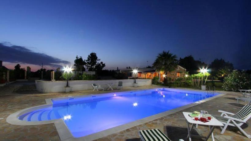 فندق Tenuta Li Fani Residence
