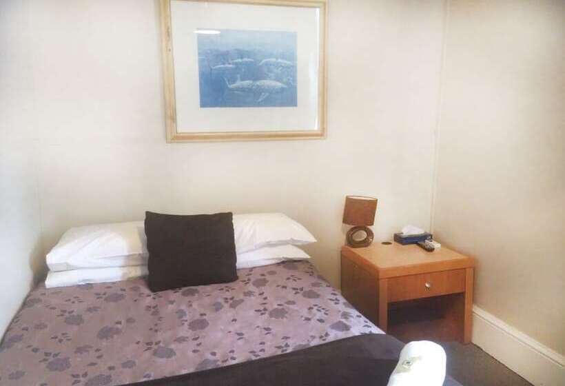 Отель The Colliefields