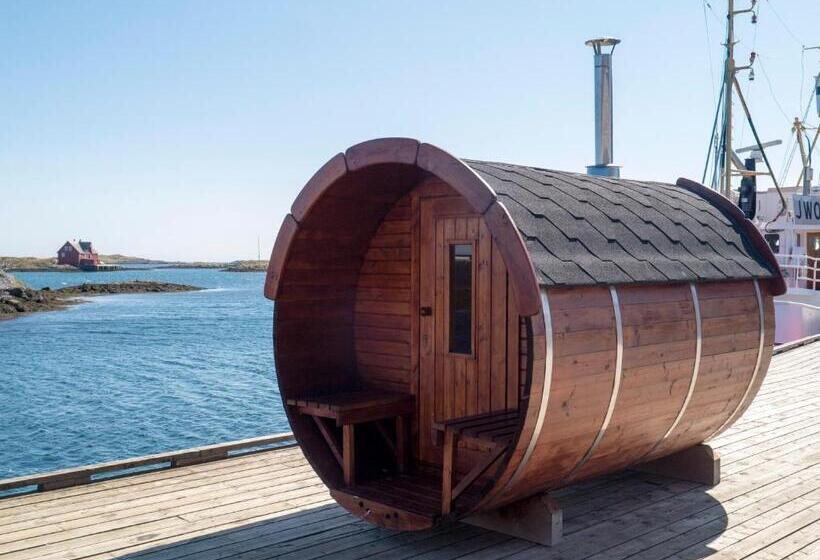 Kaikanten Rorbuer   Røst