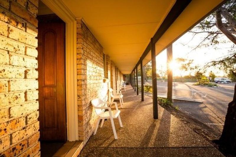 Lakeview Hotel Motel