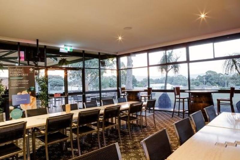 Lakeview Hotel Motel