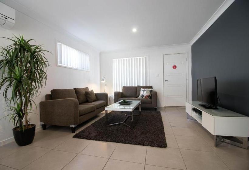 Lillypilly Resort Apartments