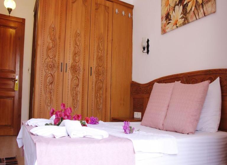 Limon Otel