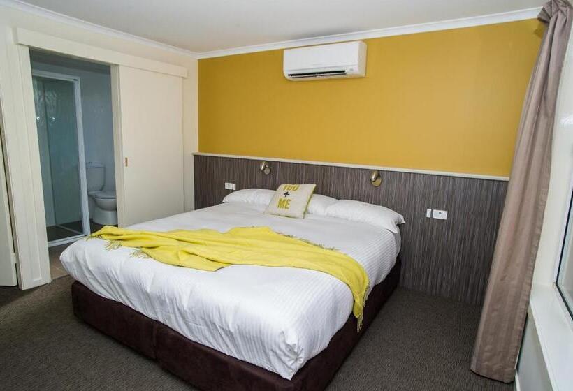 Manera Heights Apartments