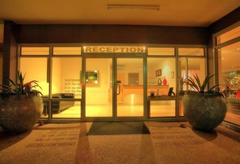 هتل The Mayfair Emerald