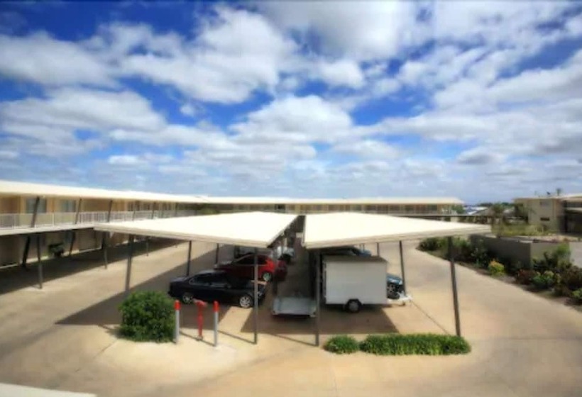 هتل The Mayfair Emerald