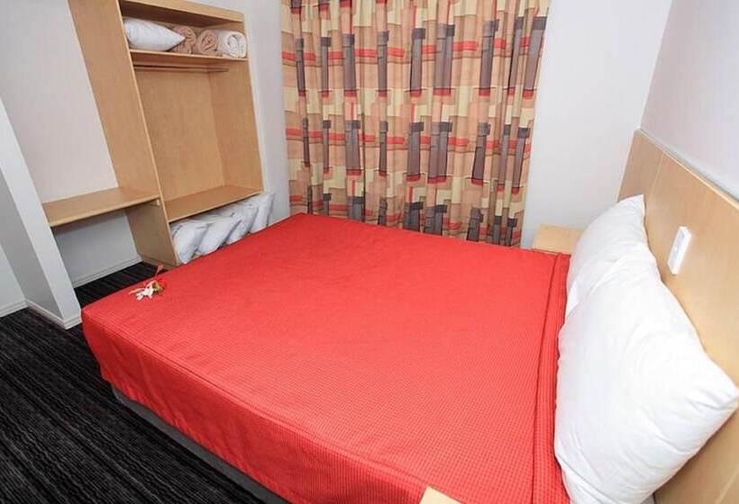 هتل The Mayfair Emerald