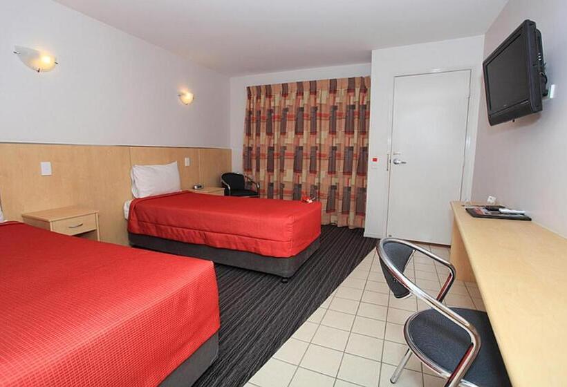 هتل The Mayfair Emerald