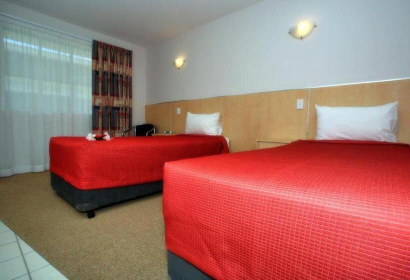 هتل The Mayfair Emerald