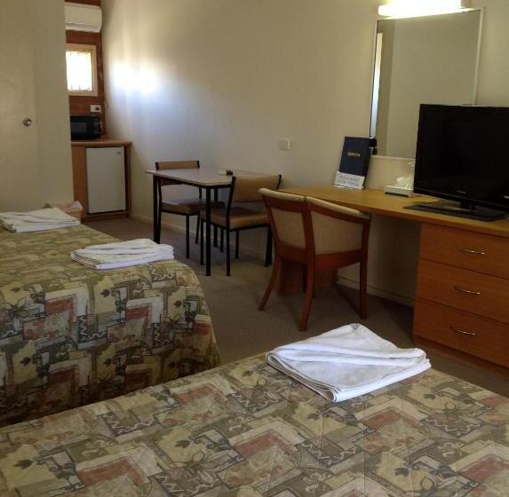 Mia Motel