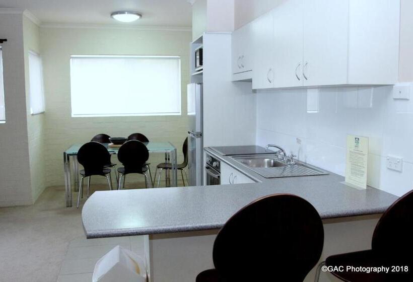 Mollymook Cove Apartments