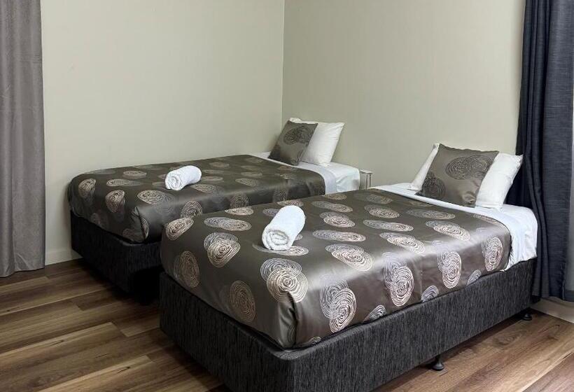 モーテル 105 On The Park