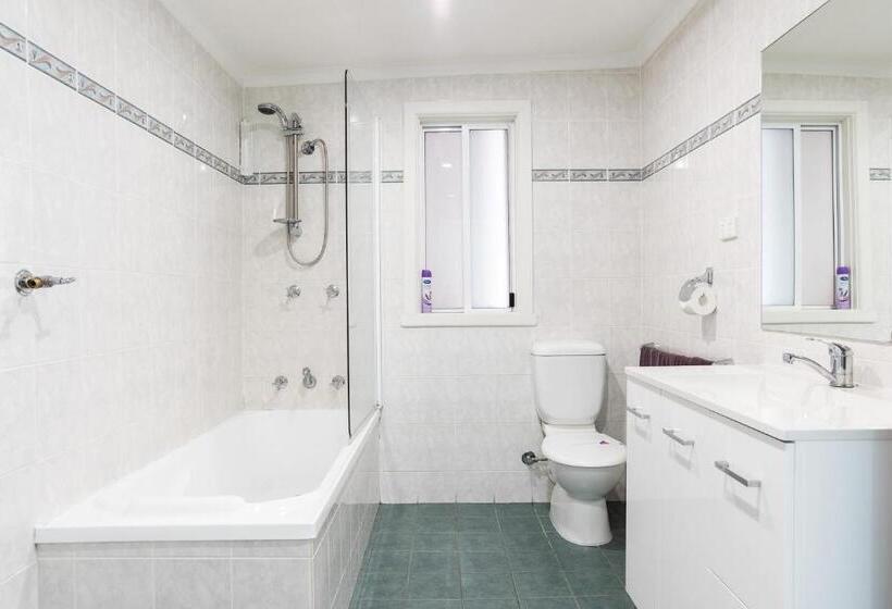 مُتل Canberra Ave Villas