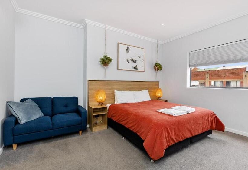 Motel Civic Apartments