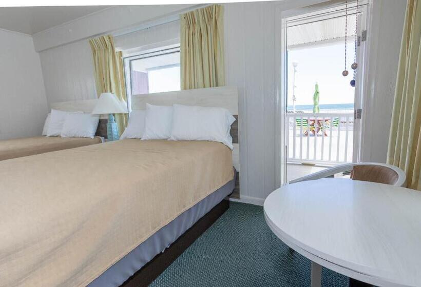 Fish Tales Boardwalk Inn & Ocean Mecca Motel