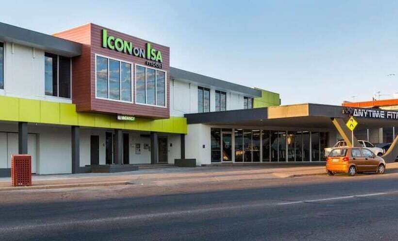 مُتل Icon On Isa