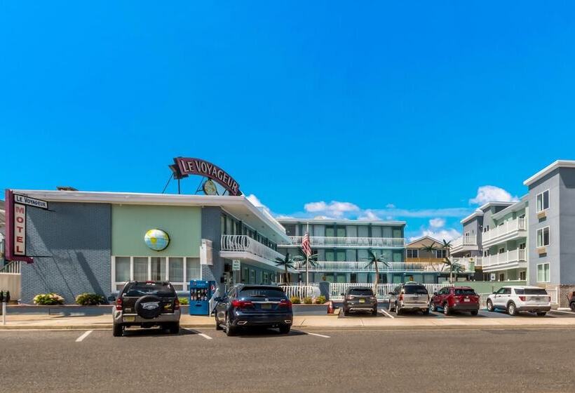 汽车旅馆 Le Voyageur A Red Collection