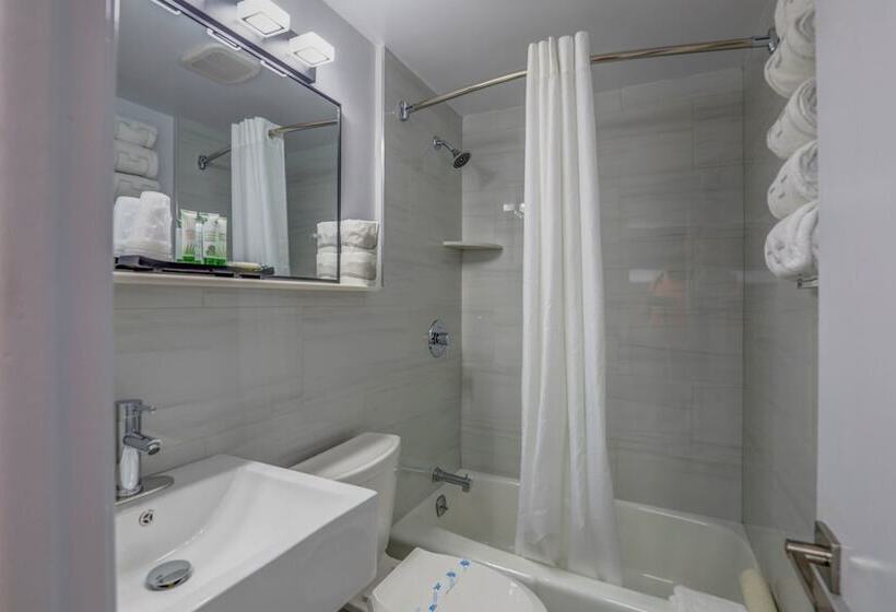 汽车旅馆 Le Voyageur A Red Collection