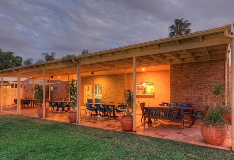 مُتل Mulga Country Motor Inn