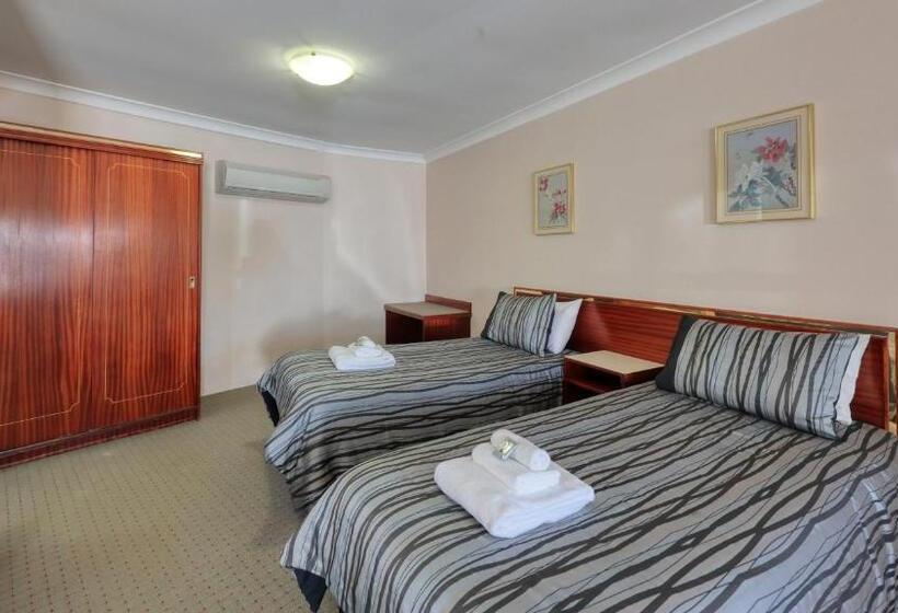 מוטל Southern Comfort Motor Inn