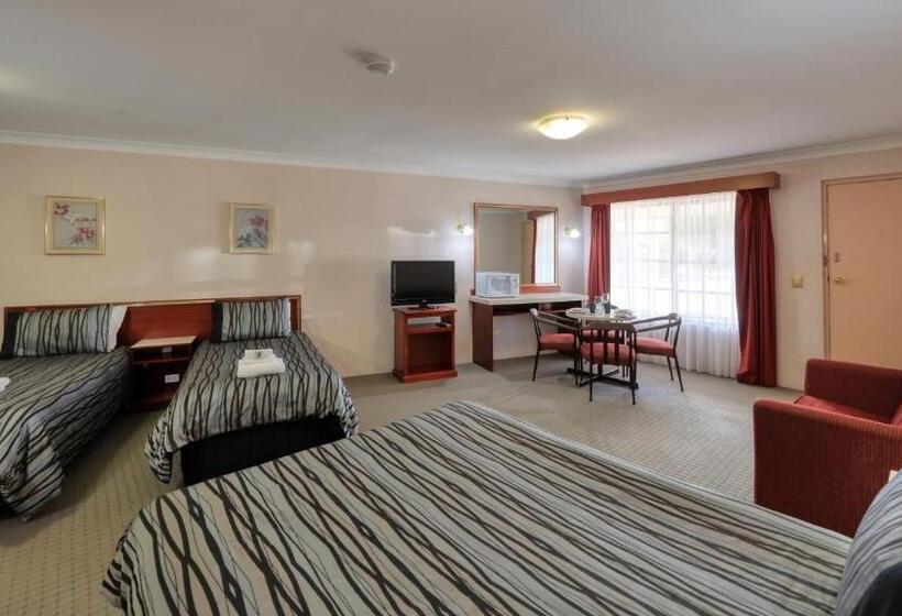 מוטל Southern Comfort Motor Inn