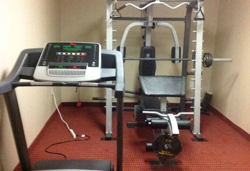 모텔 Yorktown Inn And Suites