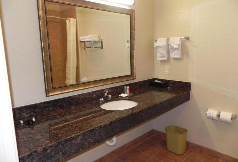 모텔 Yorktown Inn And Suites