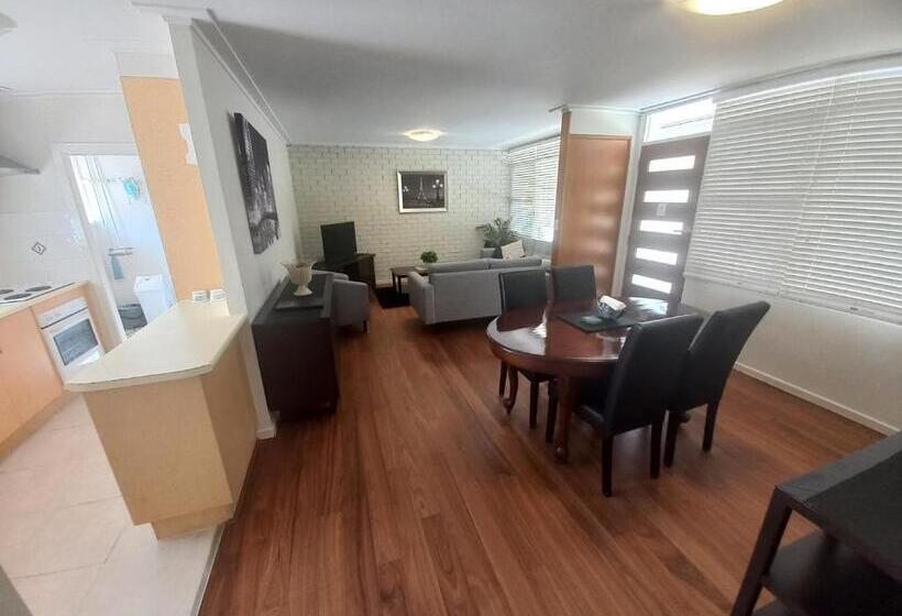 Oceana Holiday Units