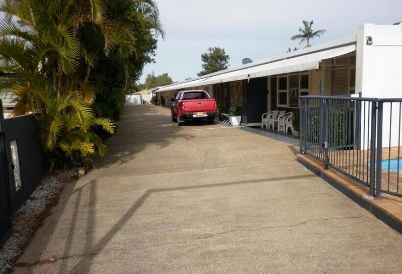 Oceana Holiday Units