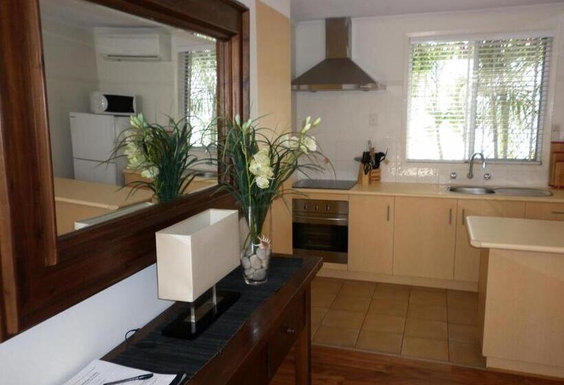 Oceana Holiday Units