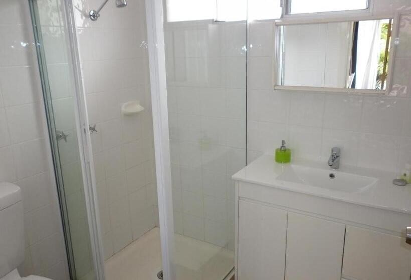 Oceana Holiday Units