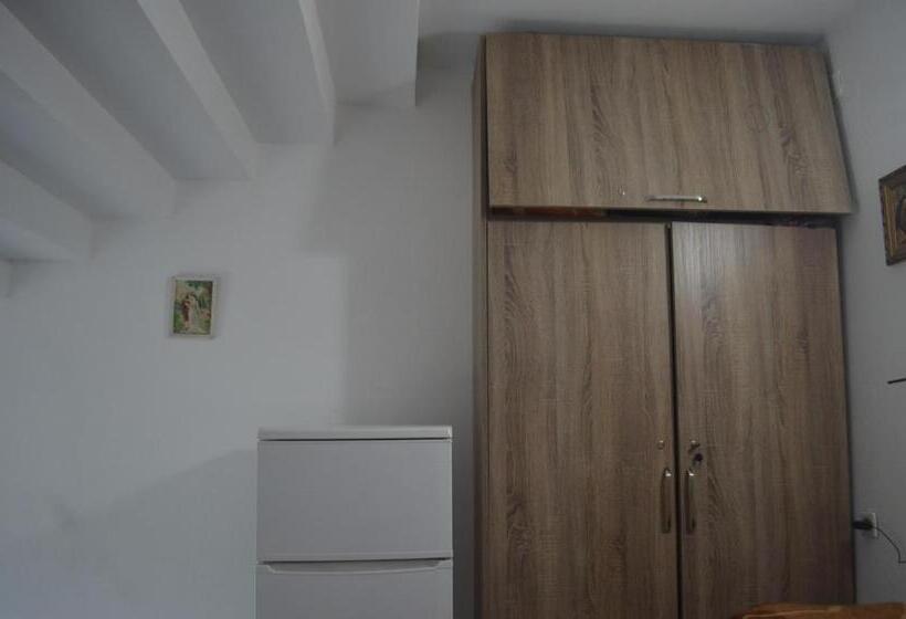 پانسیون Akhmed Guest House