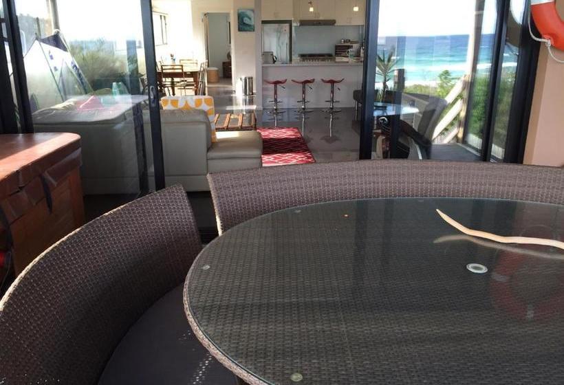 بنسيون Award Winning Beach Front Retreat