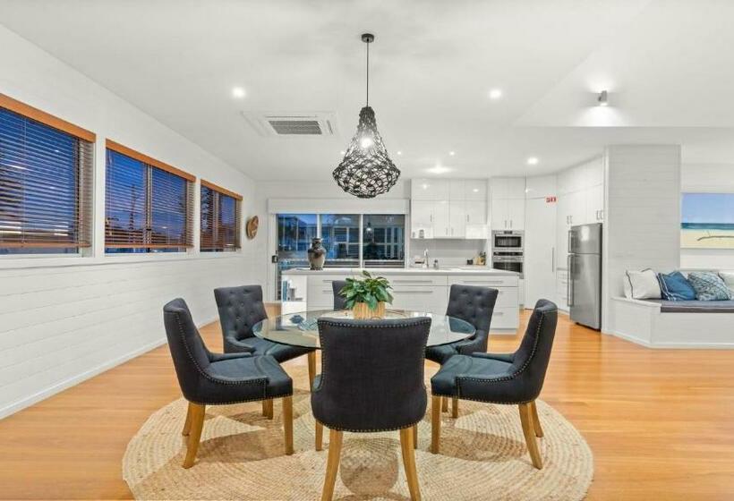 Пансион Byron Baythers