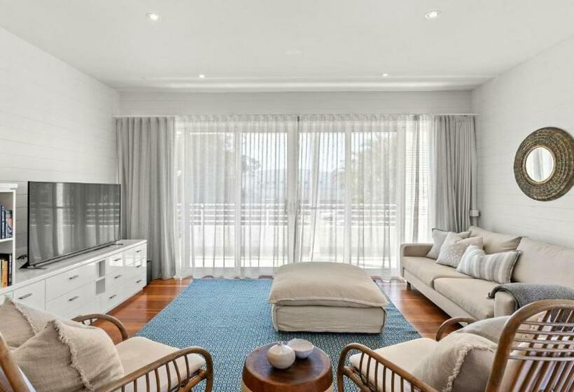 Пансион Byron Baythers