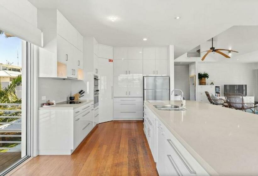 Пансион Byron Baythers