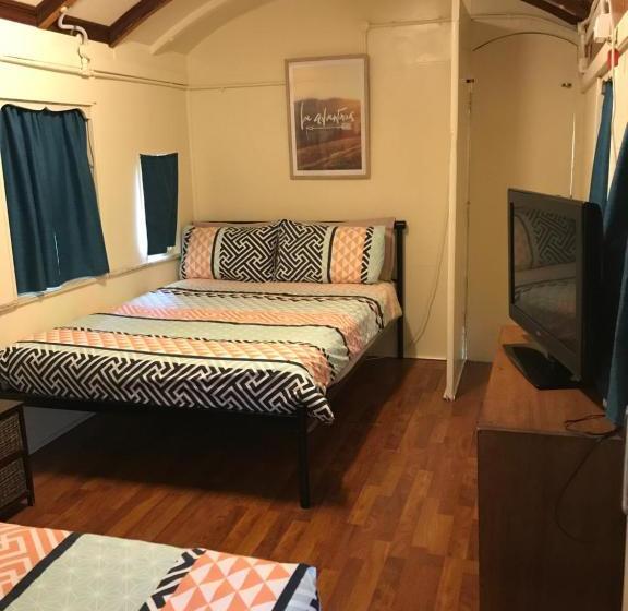 بنسيون Dongara Breeze Inn