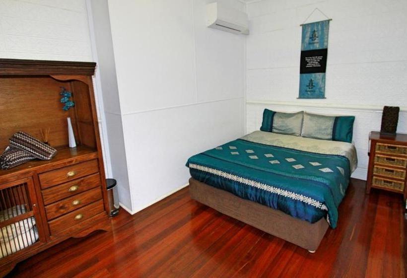 بنسيون Dongara Breeze Inn