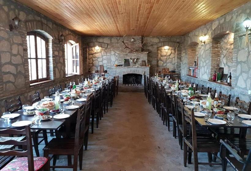 پانسیون Guest House Kusika