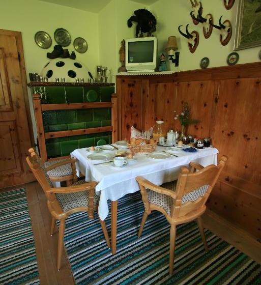 پانسیون Haus Waidmannsheil