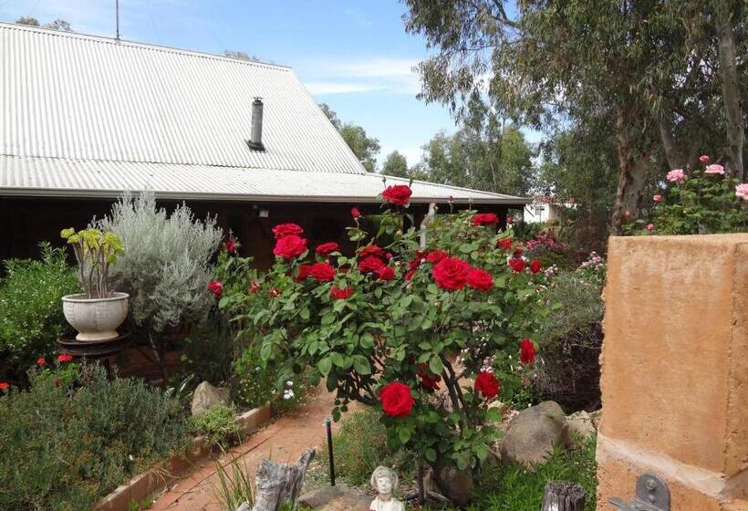 بنسيون Hillside Country Retreat