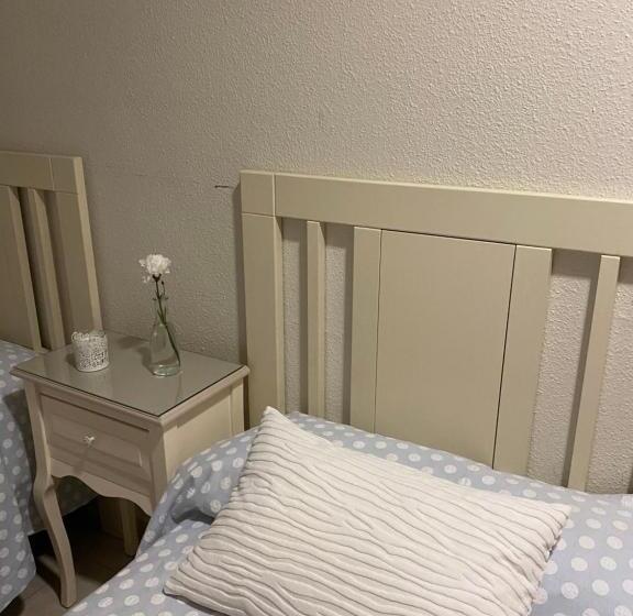 פנסיון Hostal Restaurante Puerto Blanco