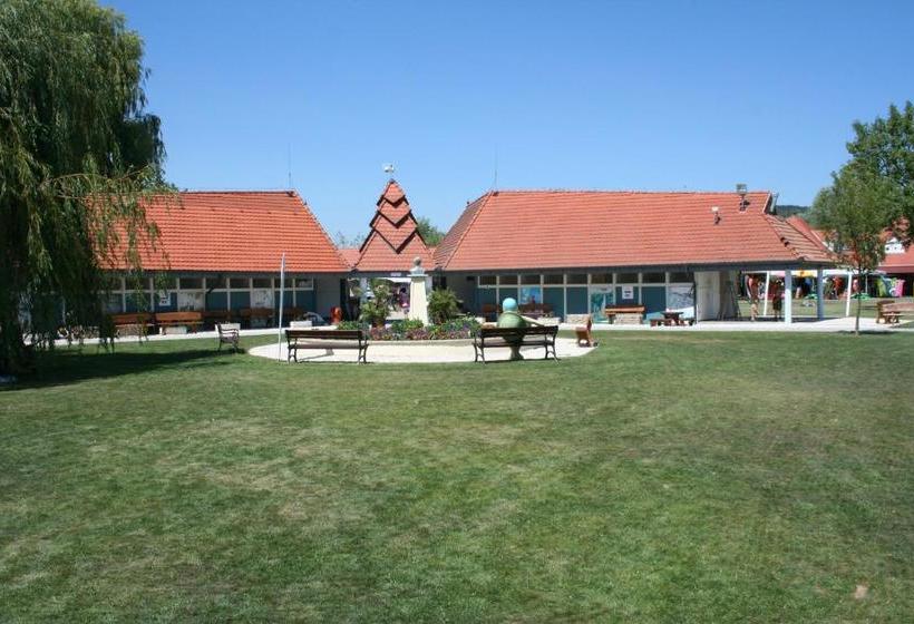 פנסיון Leander Vendeghaz